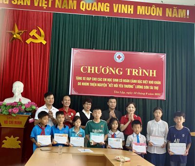 Công ty Cổ phần đầu tư Hải Anh Việt Nam trao học bổng trước thềm năm học mới 2022
